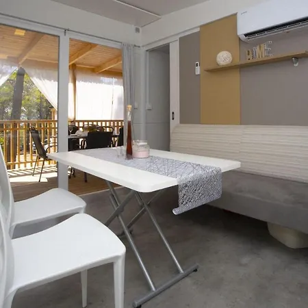 Holiday park Oaza Mira 2 Mobile House - Camp Basko Polje Baska Voda
