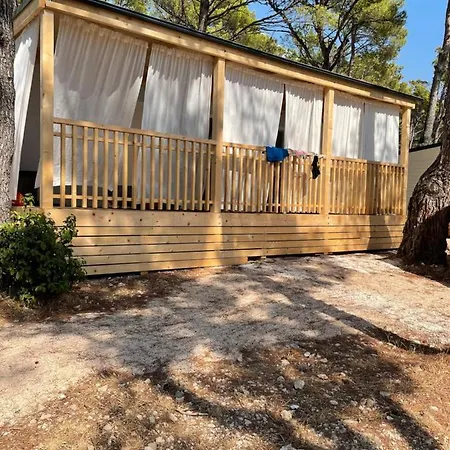 Holiday park Oaza Mira 2 Mobile House - Camp Basko Polje Baska Voda